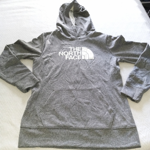 The North Face Tops - NWOT Sz.M Women's The North Face Pullover Hoodie